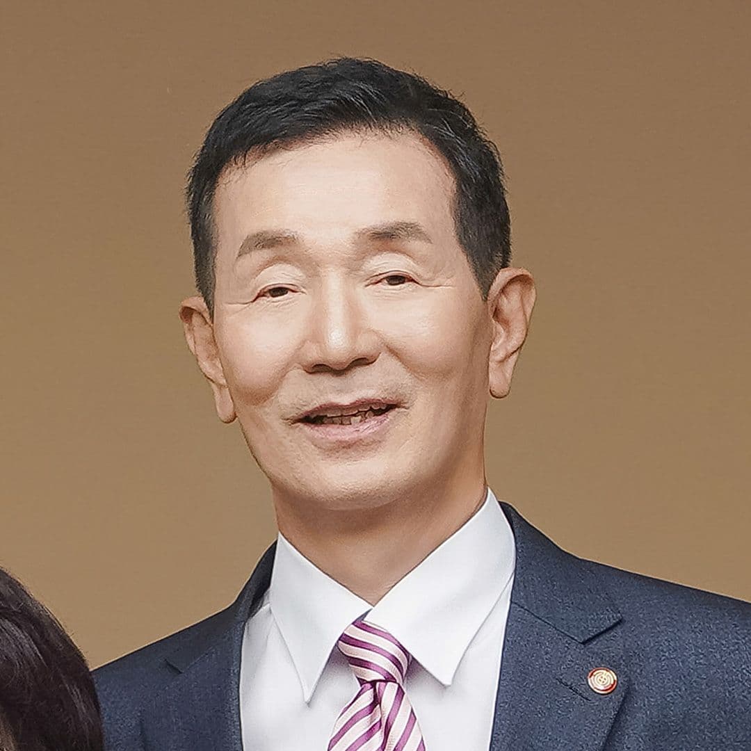 Hwang Jae-yeon